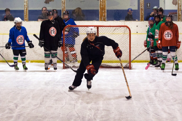 Seattle, WA Youth Girls & Women - Lyndsey Fry Hockey